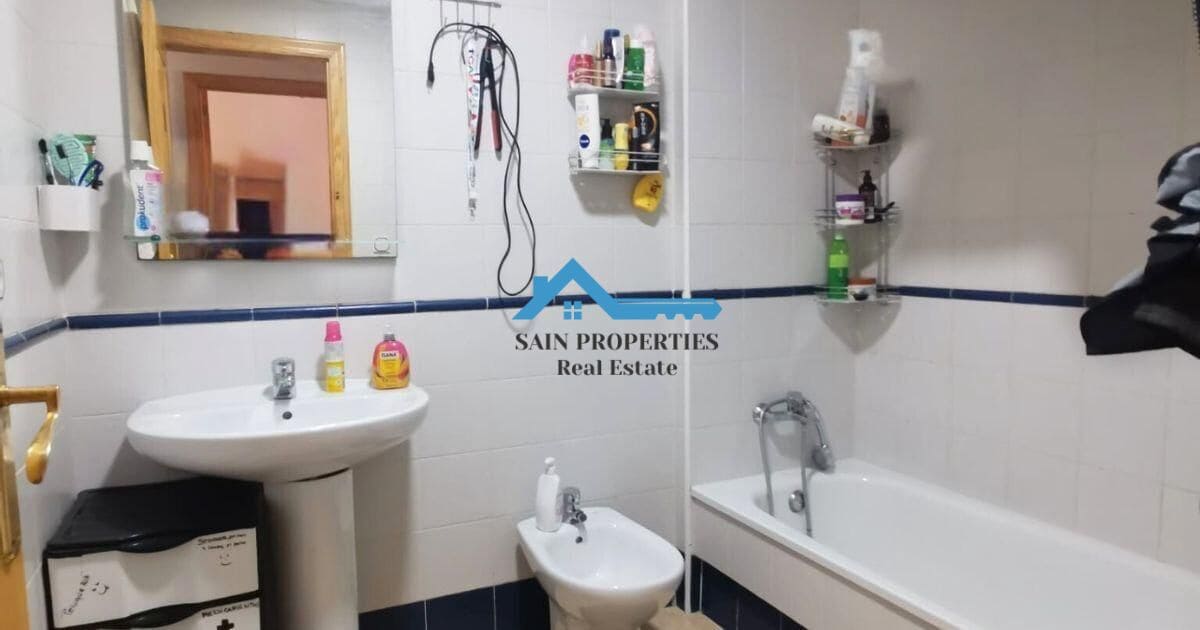 Piso de 2 habitaciones en Chirles en venta - 145.000 € (Ref: 9359548)