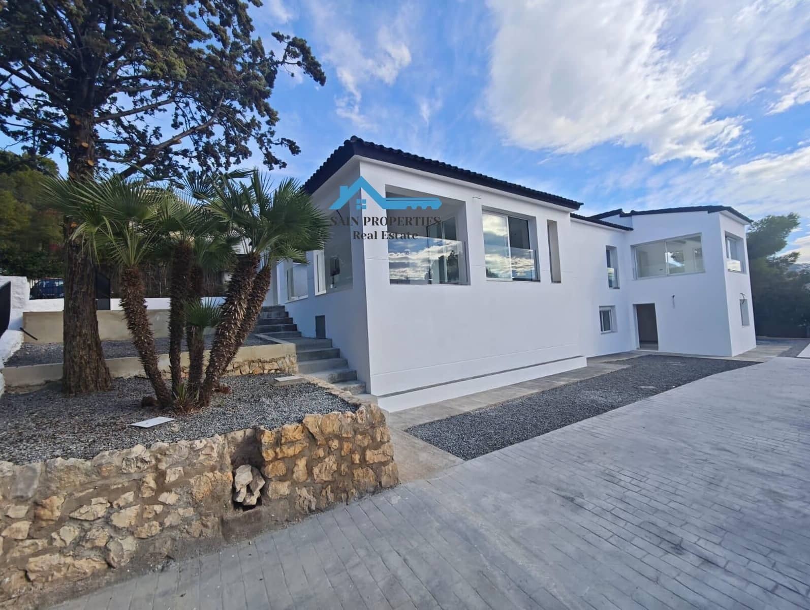 4 bedroom Villa for sale in Altea la Vella with pool garage - € 835,000 (Ref: 9373957)