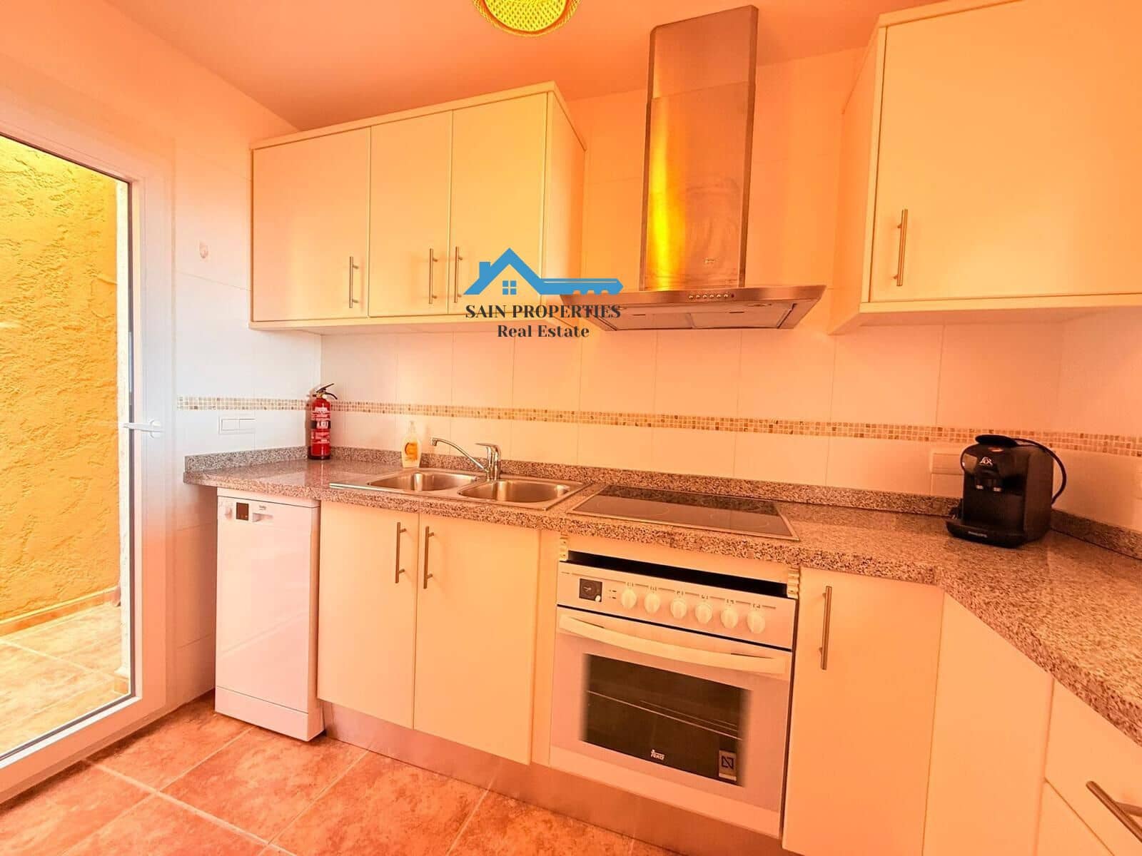 3 slaapkamer Halfvrijstaande villa te koop in Calpe / Calp met zwembad garage - € 420.000 (Ref: 9373959)