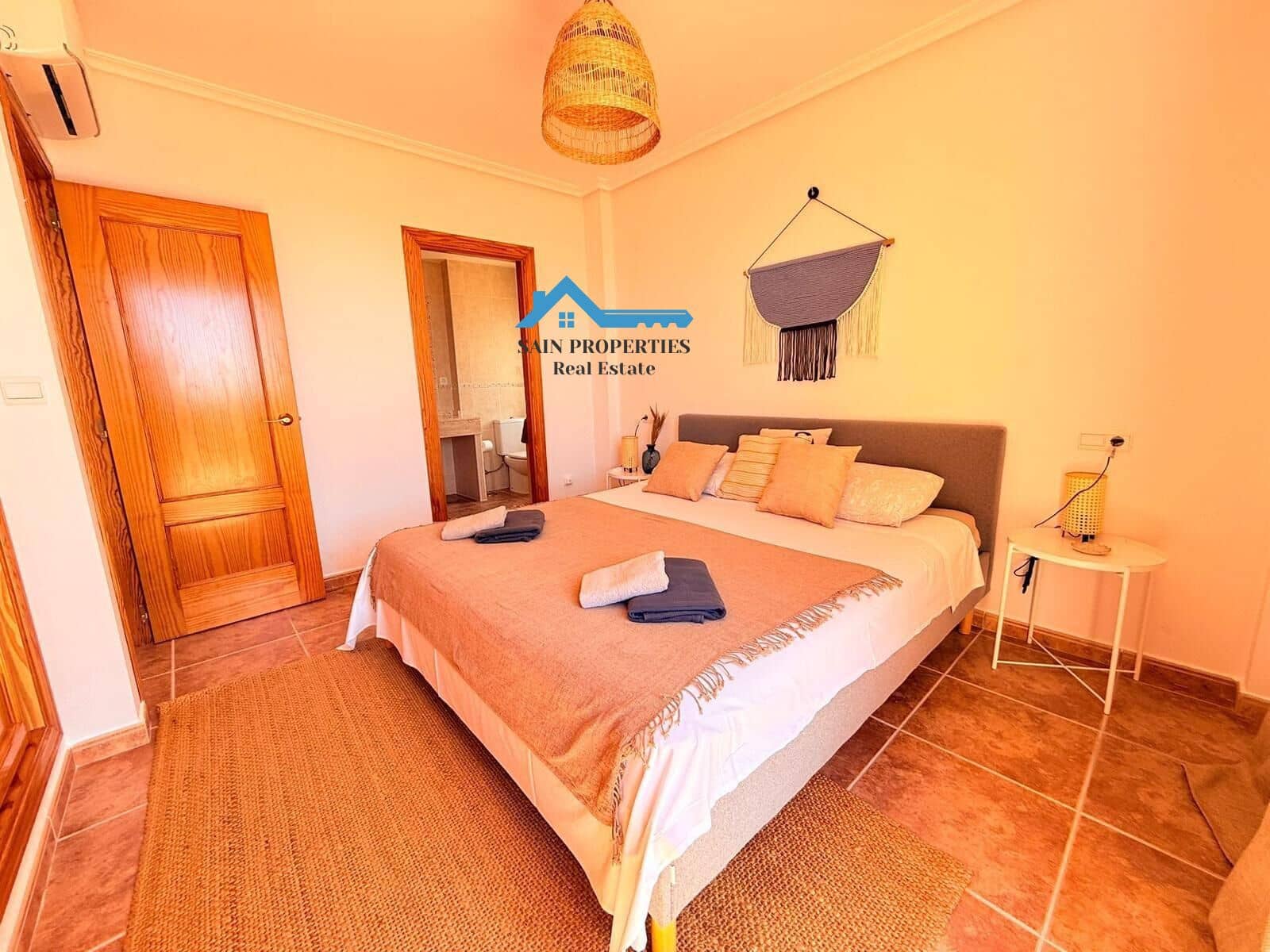 3 slaapkamer Halfvrijstaande villa te koop in Calpe / Calp met zwembad garage - € 420.000 (Ref: 9373959)