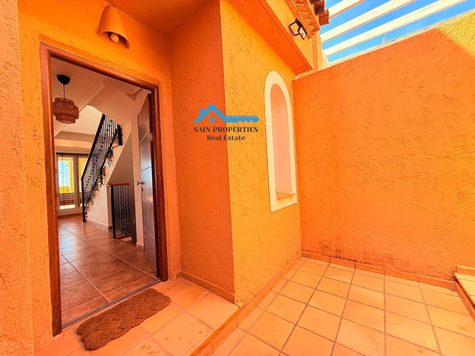 3 slaapkamer Halfvrijstaande villa te koop in Calpe / Calp met zwembad garage - € 420.000 (Ref: 9373959)