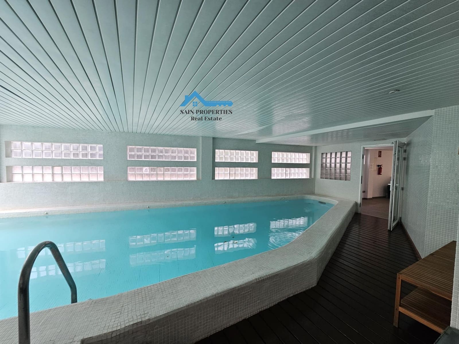 1 soverom Leilighet til salgs i Altea med svømmebasseng garasje - € 315 000 (Ref: 9390825)