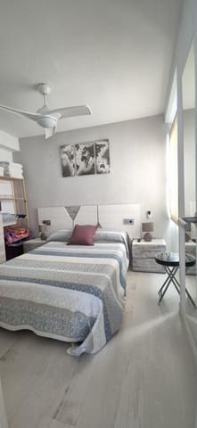 2 bedroom Flat for sale in Levante, Benidorm - € 195,000 (Ref: 9390828)