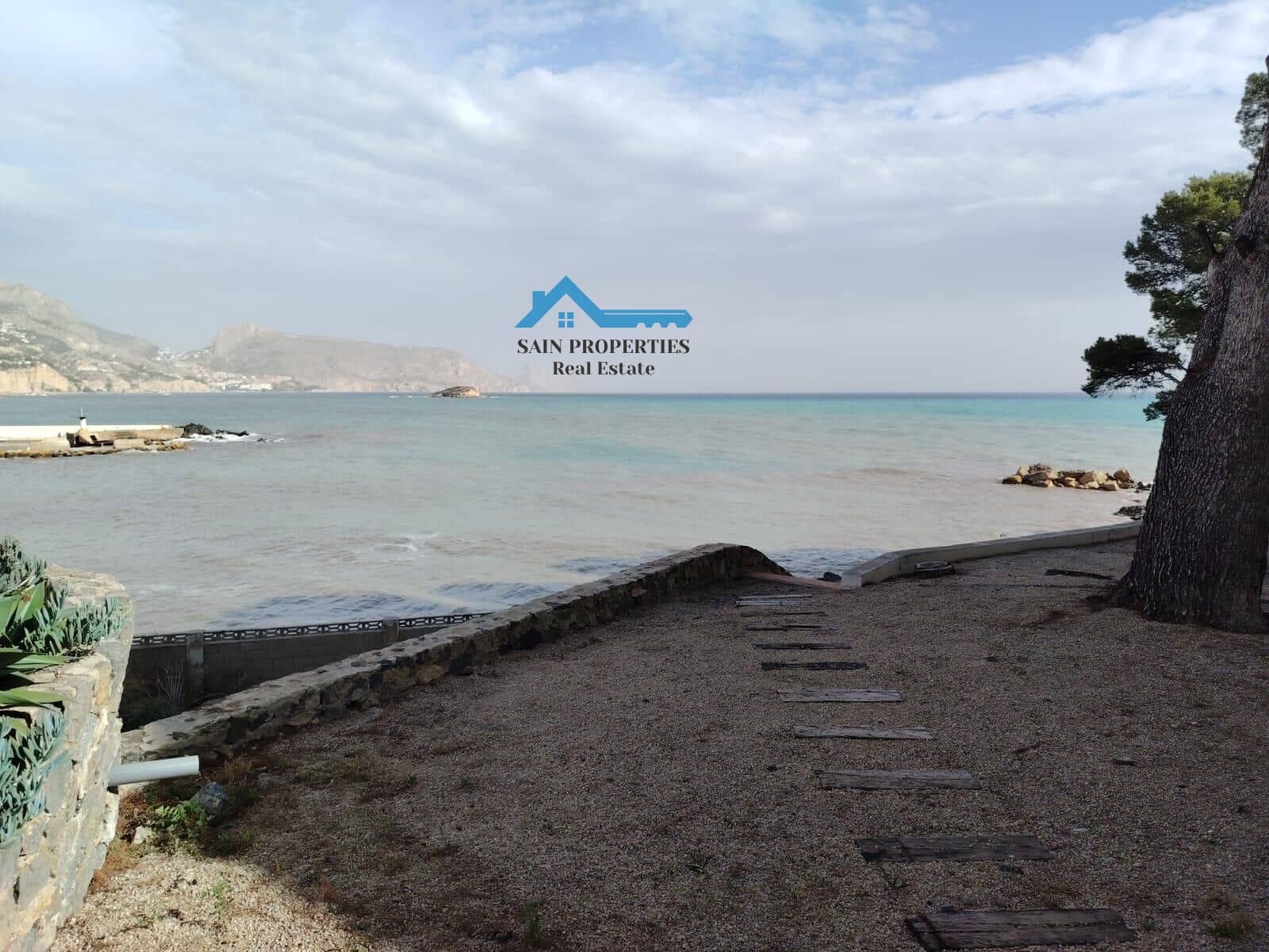 4 sypialnia Willa na sprzedaż w Altea z basenem garażem - 1 500 000 € (Ref: 9395965)