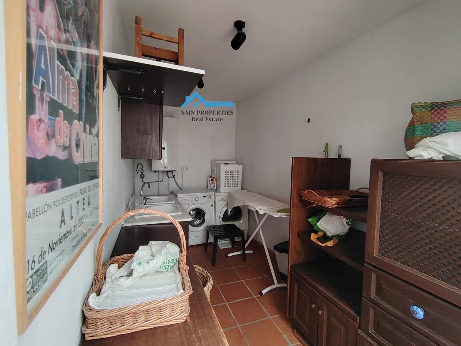 4 sypialnia Willa na sprzedaż w Altea z basenem garażem - 1 500 000 € (Ref: 9395965)