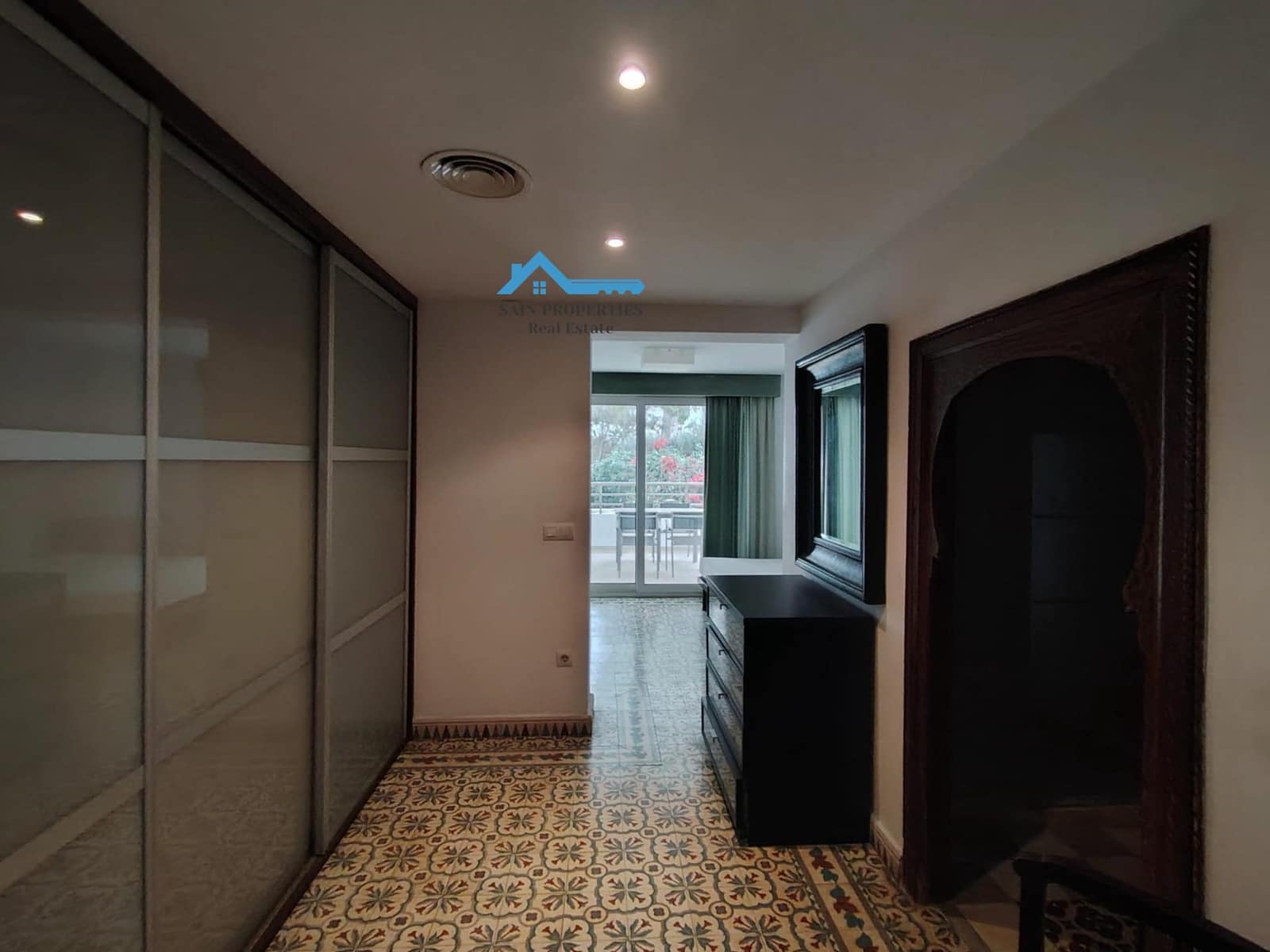 4 sypialnia Willa na sprzedaż w Altea z basenem garażem - 1 500 000 € (Ref: 9395965)