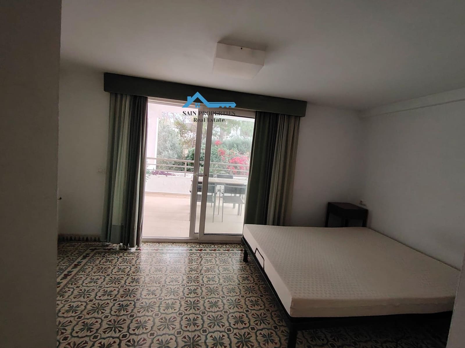 4 sypialnia Willa na sprzedaż w Altea z basenem garażem - 1 500 000 € (Ref: 9395965)