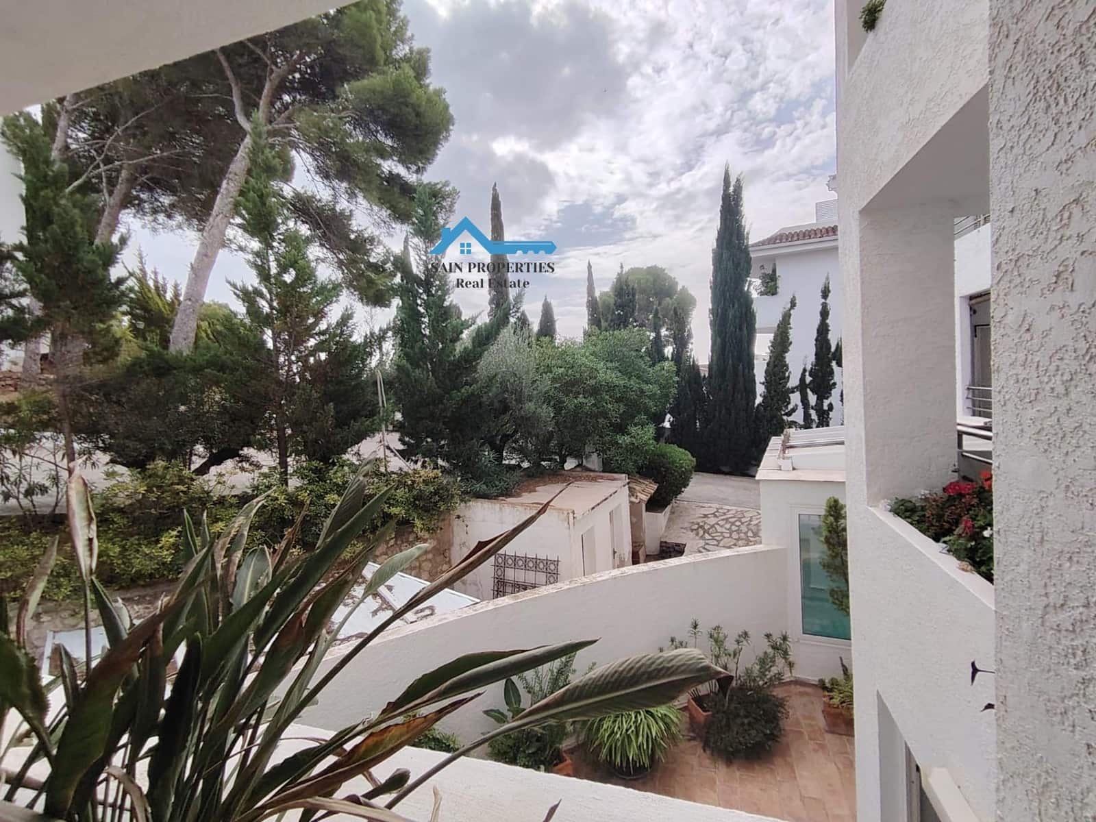 4 sypialnia Willa na sprzedaż w Altea z basenem garażem - 1 500 000 € (Ref: 9395965)