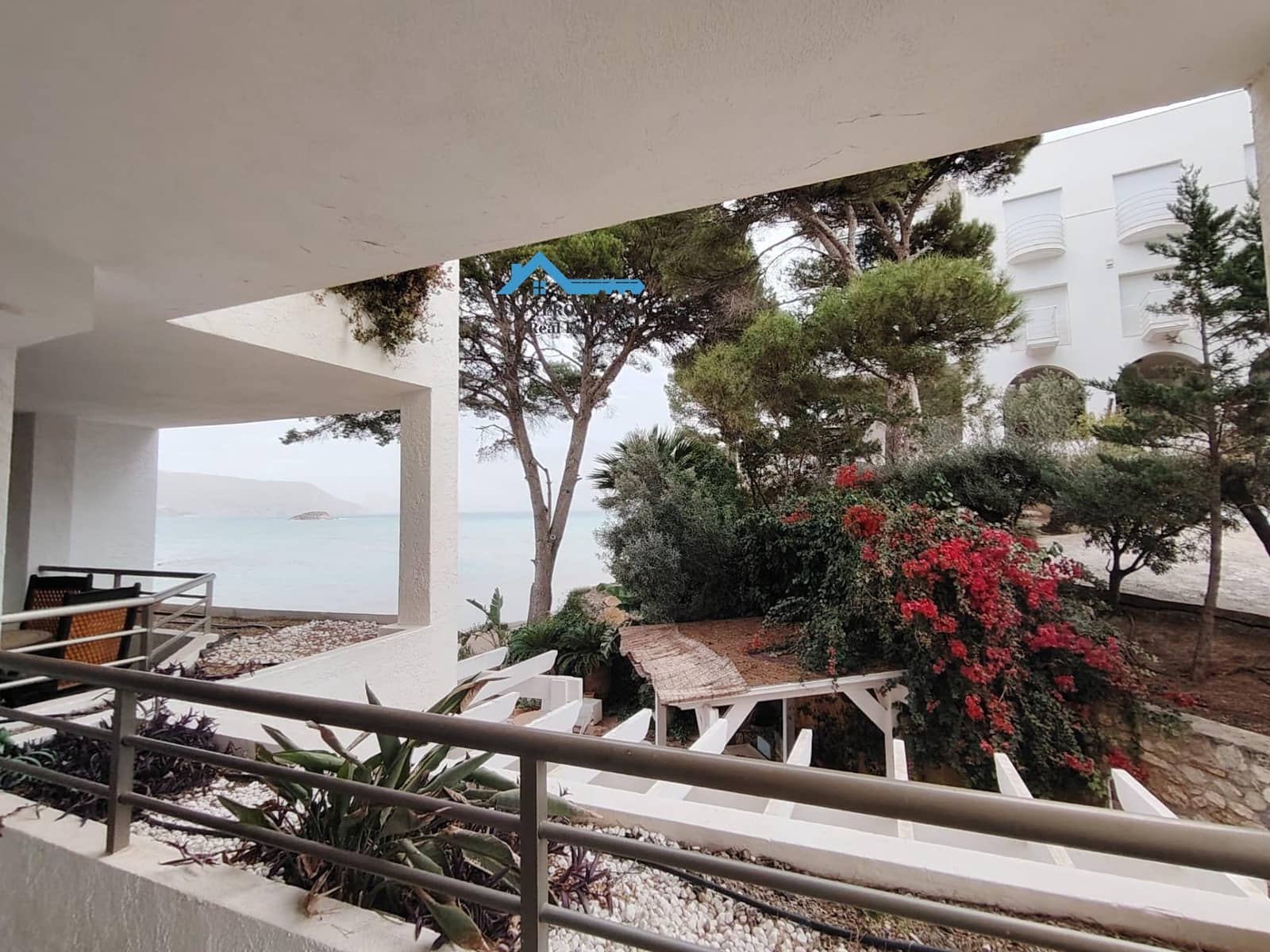 4 sypialnia Willa na sprzedaż w Altea z basenem garażem - 1 500 000 € (Ref: 9395965)