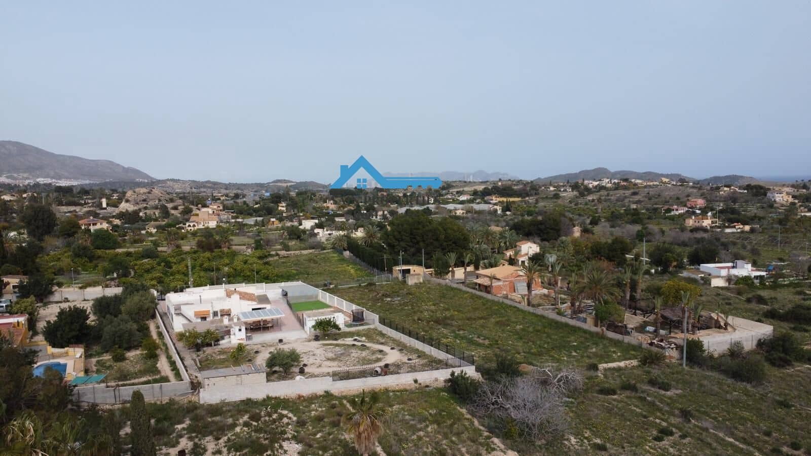 4 chambre Villa/Maison à vendre à La Villajoyosa / Vila Joiosa avec piscine - 395 000 € (Ref: 9406811)