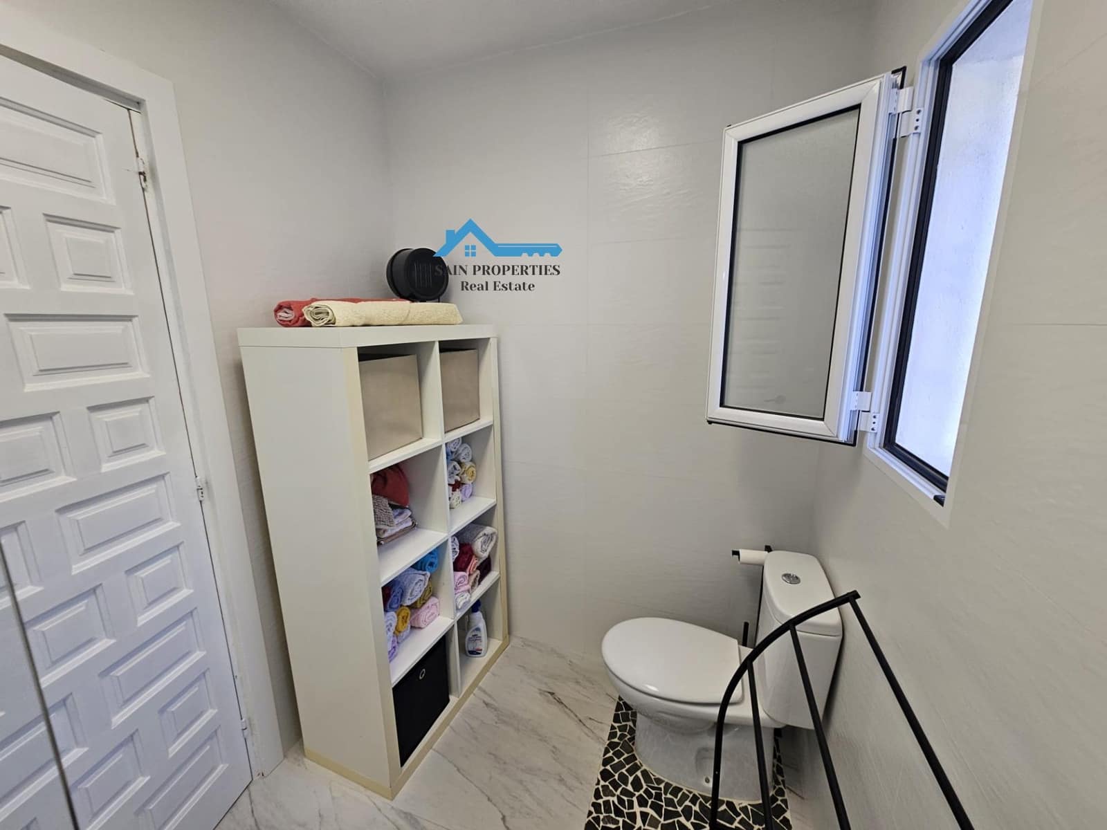 4 sypialnia Willa na sprzedaż w Altea z basenem garażem - 599 000 € (Ref: 9406814)