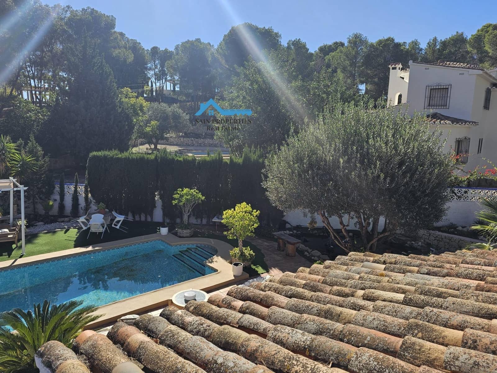 4 sypialnia Willa na sprzedaż w Altea z basenem garażem - 599 000 € (Ref: 9406814)