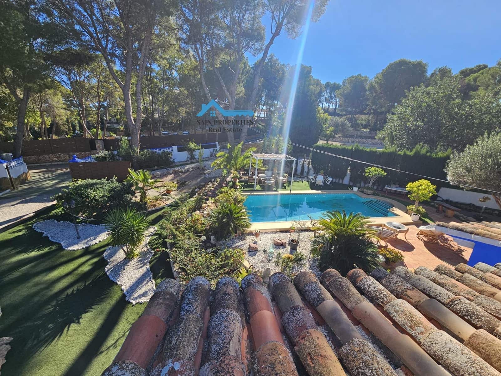 4 sypialnia Willa na sprzedaż w Altea z basenem garażem - 599 000 € (Ref: 9406814)