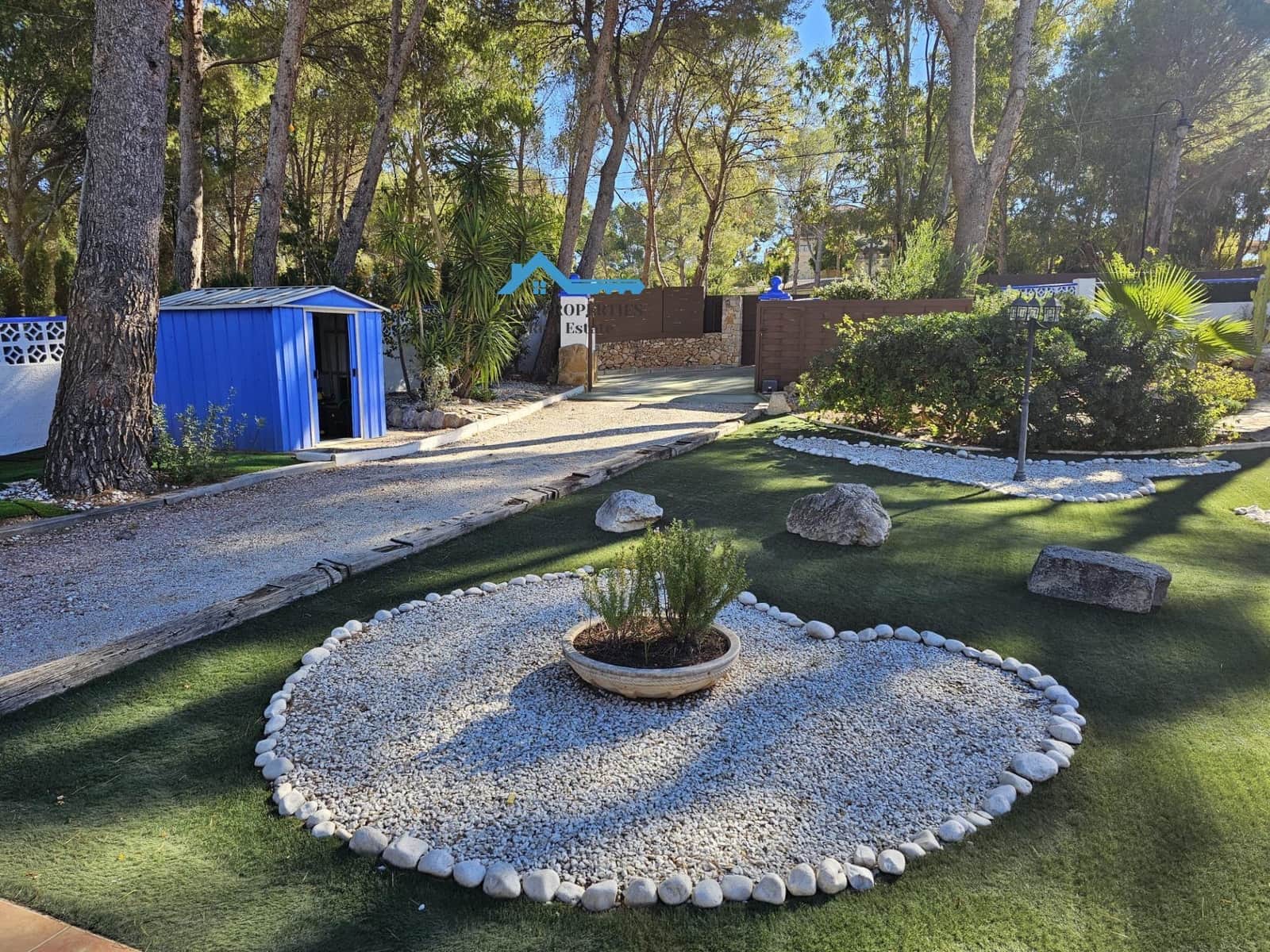 4 sypialnia Willa na sprzedaż w Altea z basenem garażem - 599 000 € (Ref: 9406814)