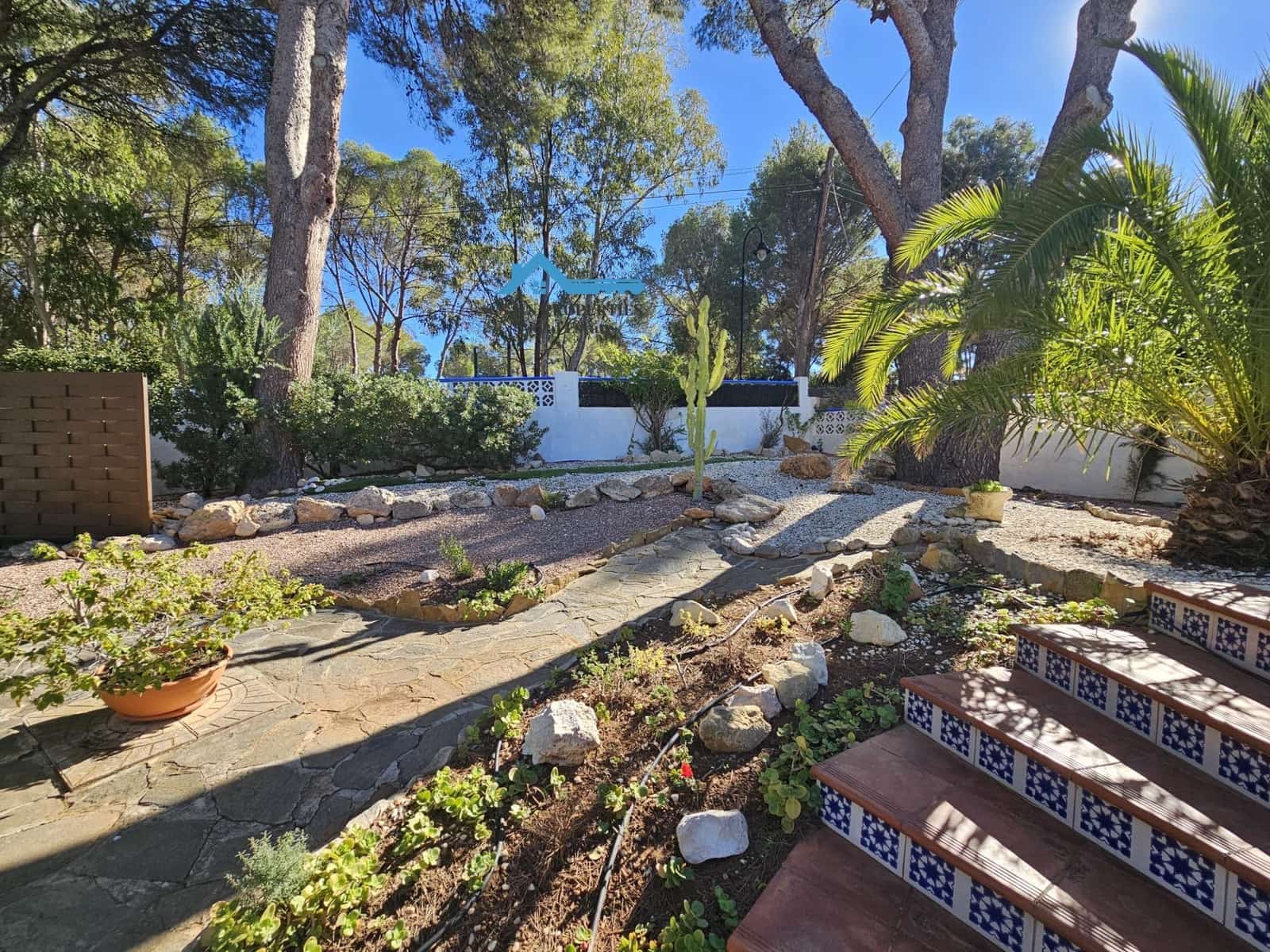 4 sypialnia Willa na sprzedaż w Altea z basenem garażem - 599 000 € (Ref: 9406814)