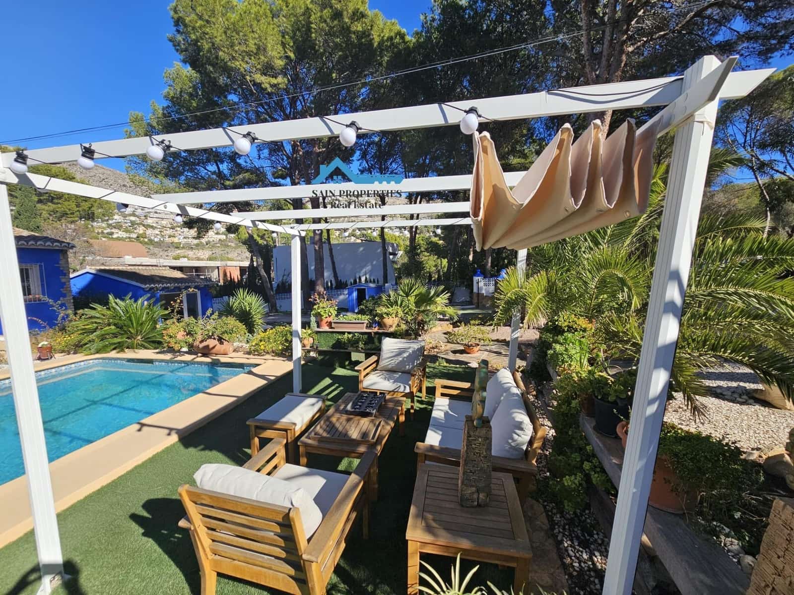 4 sypialnia Willa na sprzedaż w Altea z basenem garażem - 599 000 € (Ref: 9406814)