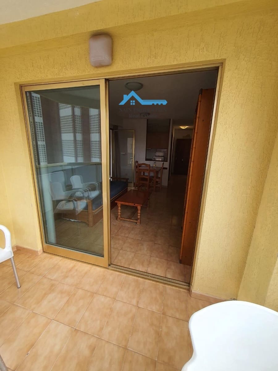 2 sovrum Lägenhet till salu i Benidorm med pool - 210 000 € (Ref: 9414069)