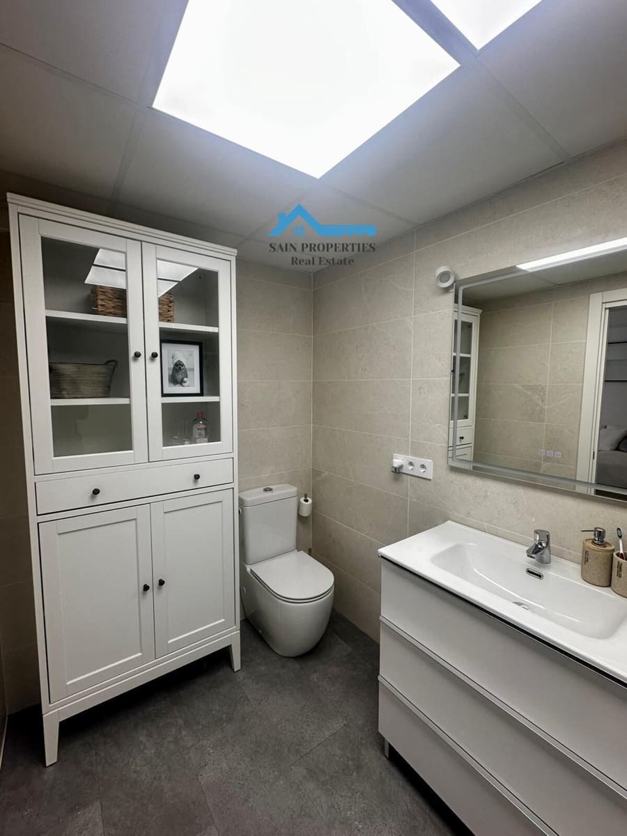 Piso de 1 habitación en La Villajoyosa / Vila Joiosa en venta con piscina garaje - 225.000 € (Ref: 9427160)