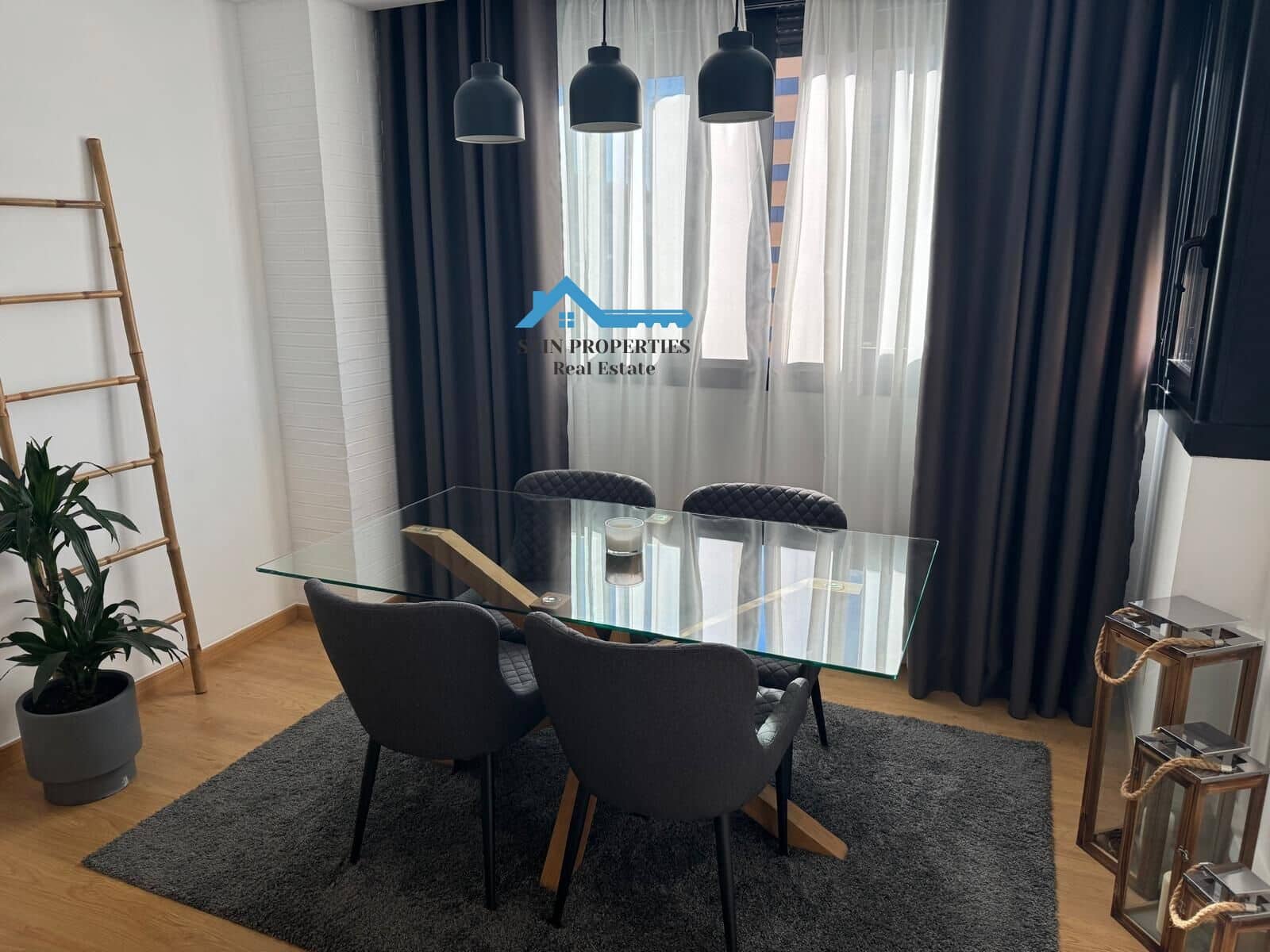 Piso de 1 habitación en La Villajoyosa / Vila Joiosa en venta con piscina garaje - 225.000 € (Ref: 9427160)