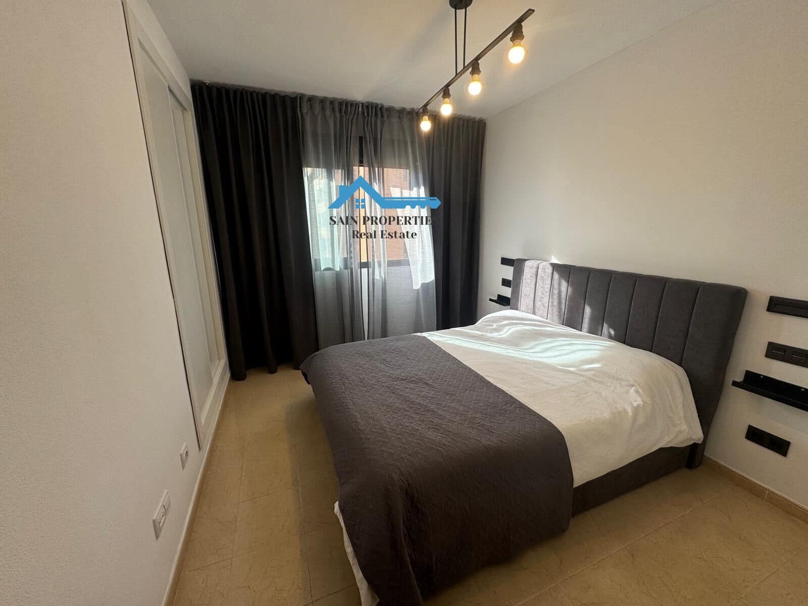 Piso de 1 habitación en La Villajoyosa / Vila Joiosa en venta con piscina garaje - 225.000 € (Ref: 9427160)