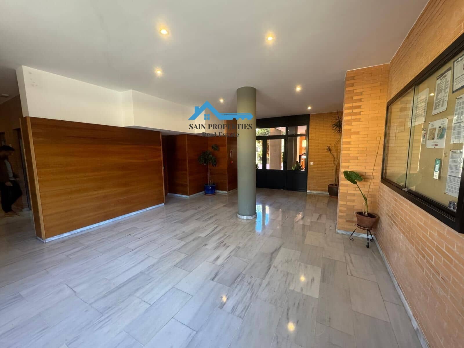 Piso de 1 habitación en La Villajoyosa / Vila Joiosa en venta con piscina garaje - 225.000 € (Ref: 9427160)