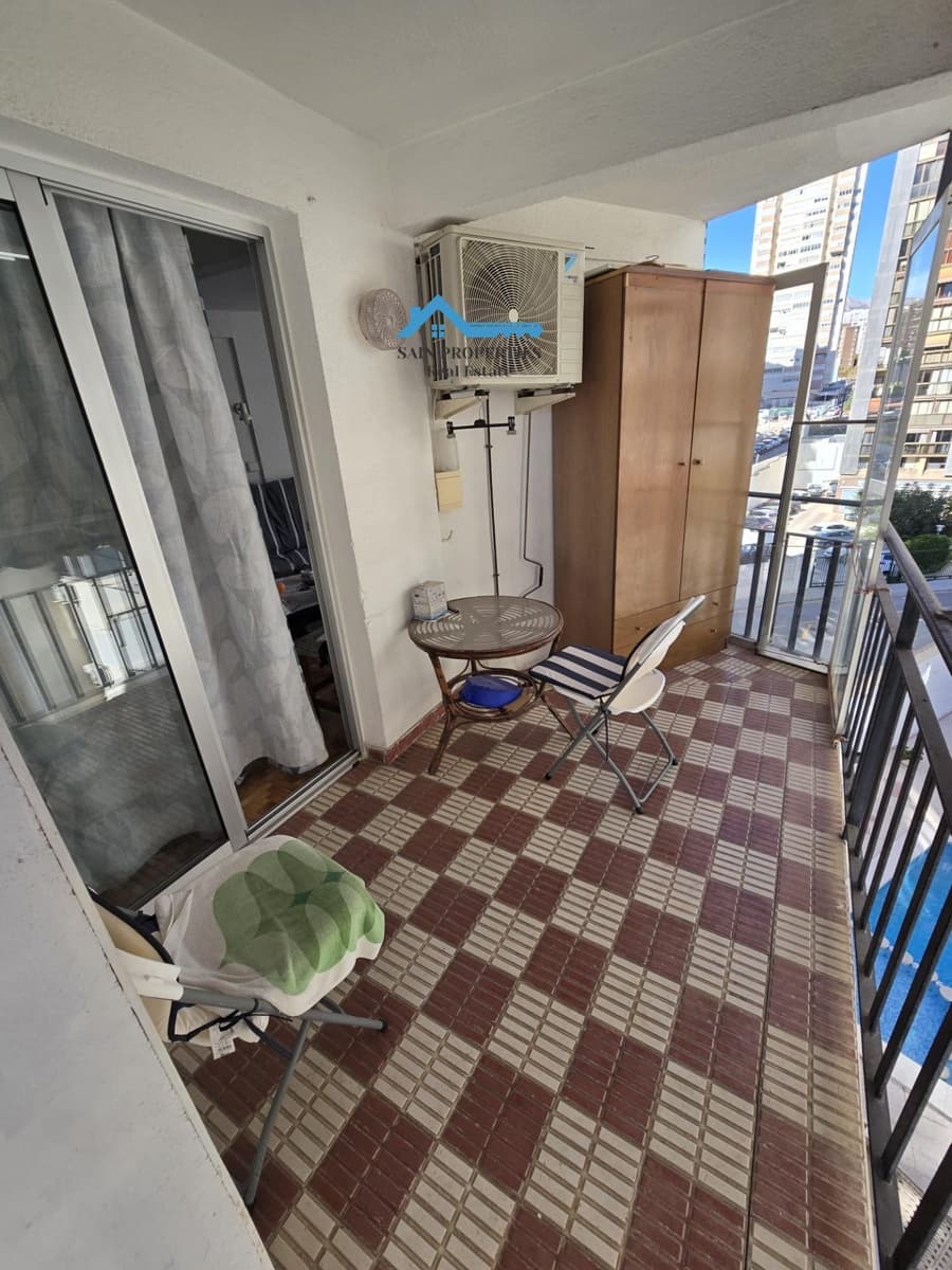 Piso de 1 habitación en Benidorm en venta - 170.000 € (Ref: 9427162)