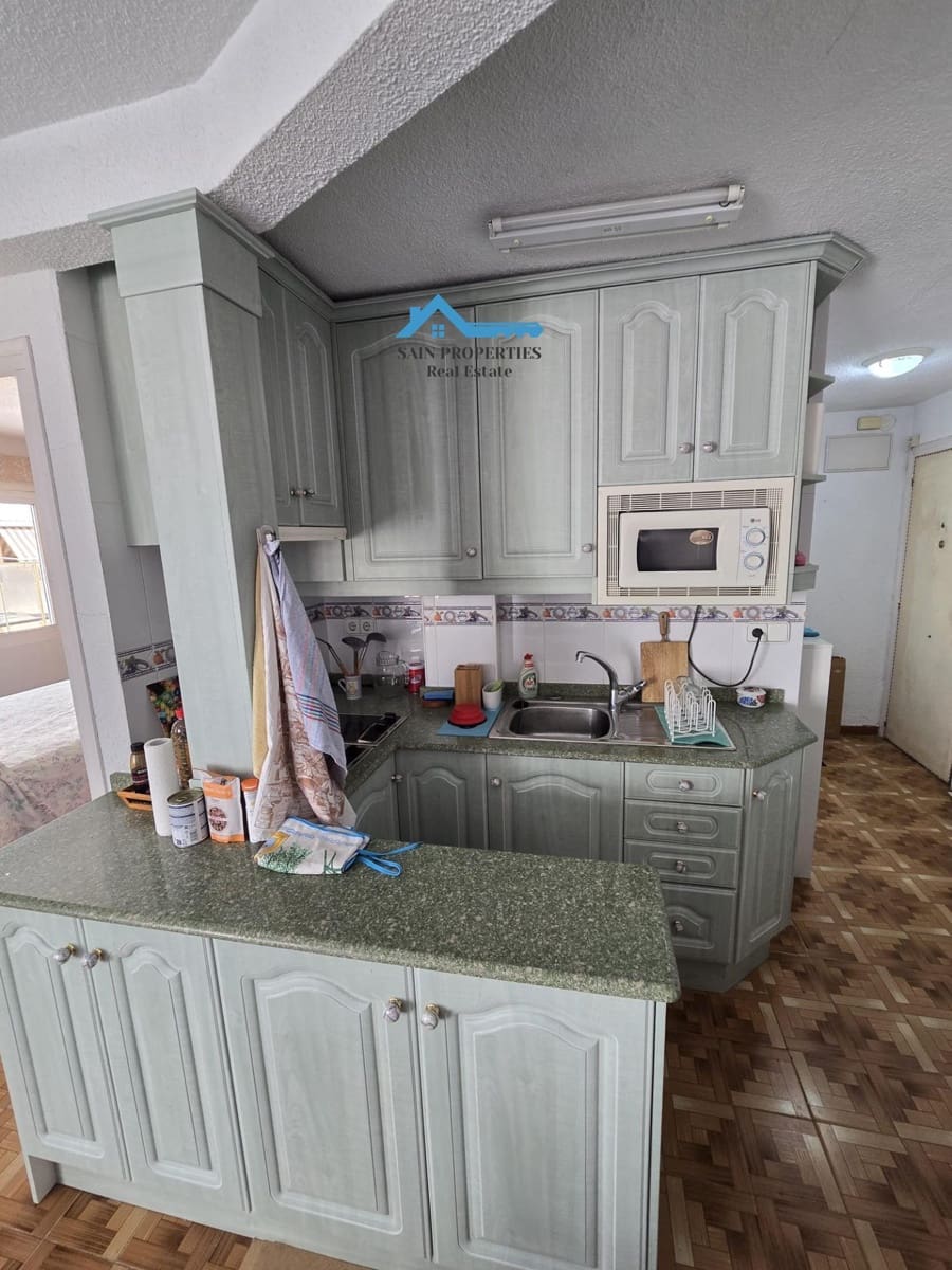 Piso de 1 habitación en Benidorm en venta - 170.000 € (Ref: 9427162)