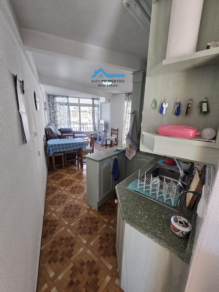 Piso de 1 habitación en Benidorm en venta - 170.000 € (Ref: 9427162)