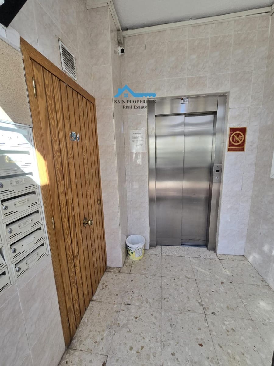 Piso de 1 habitación en Benidorm en venta - 170.000 € (Ref: 9427162)