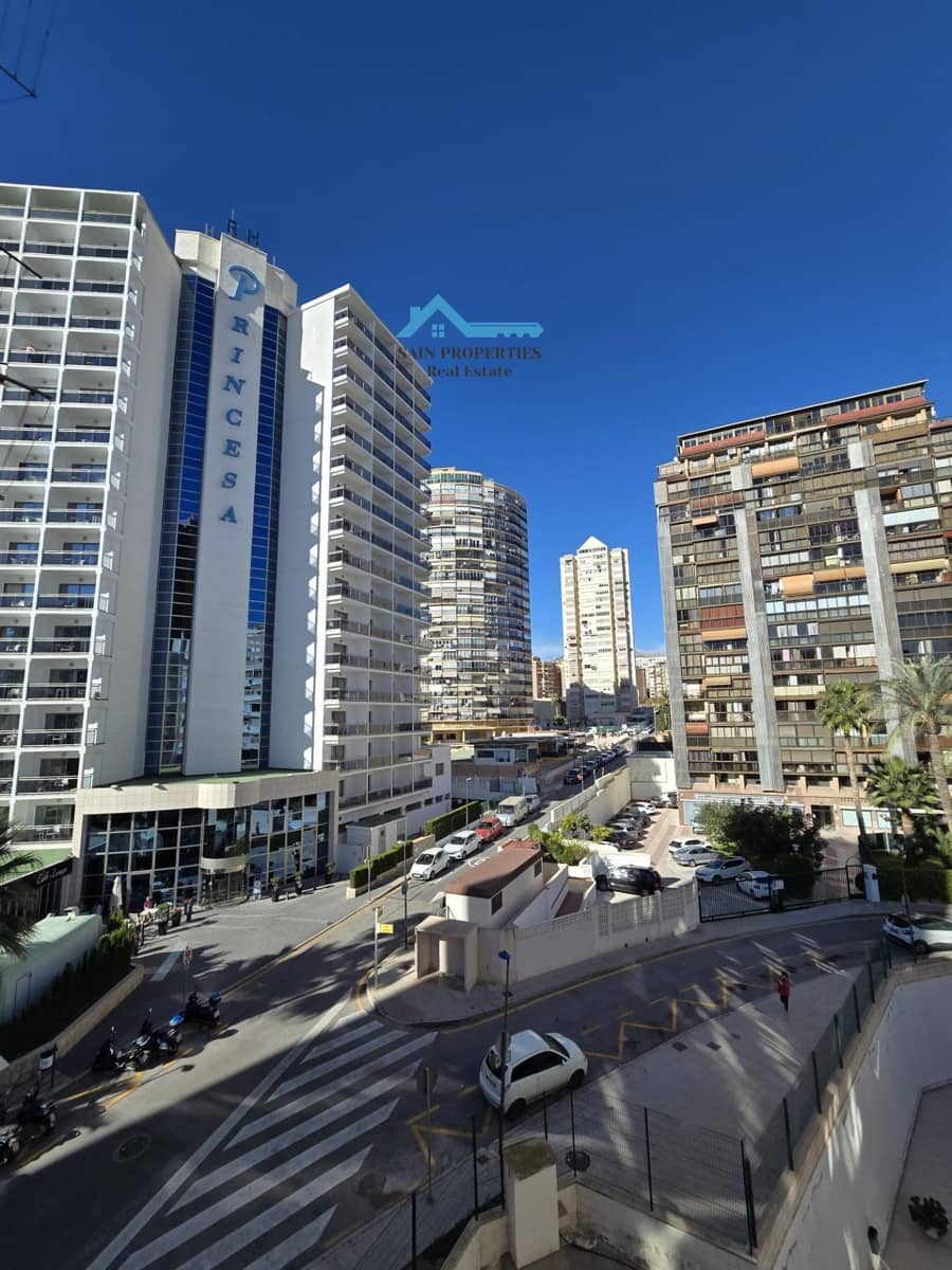 Piso de 1 habitación en Benidorm en venta - 170.000 € (Ref: 9427162)