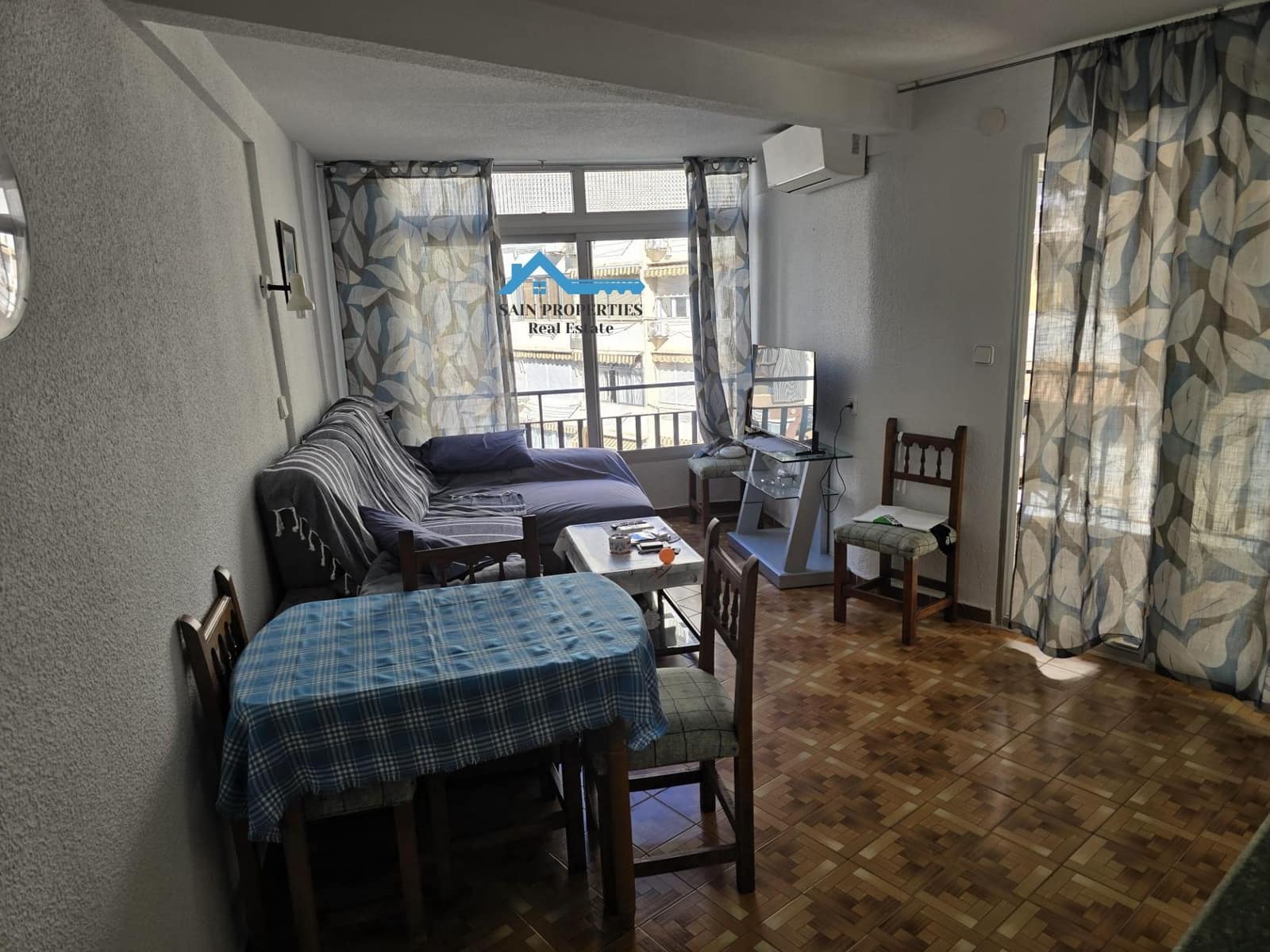 Piso de 1 habitación en Benidorm en venta - 170.000 € (Ref: 9427162)