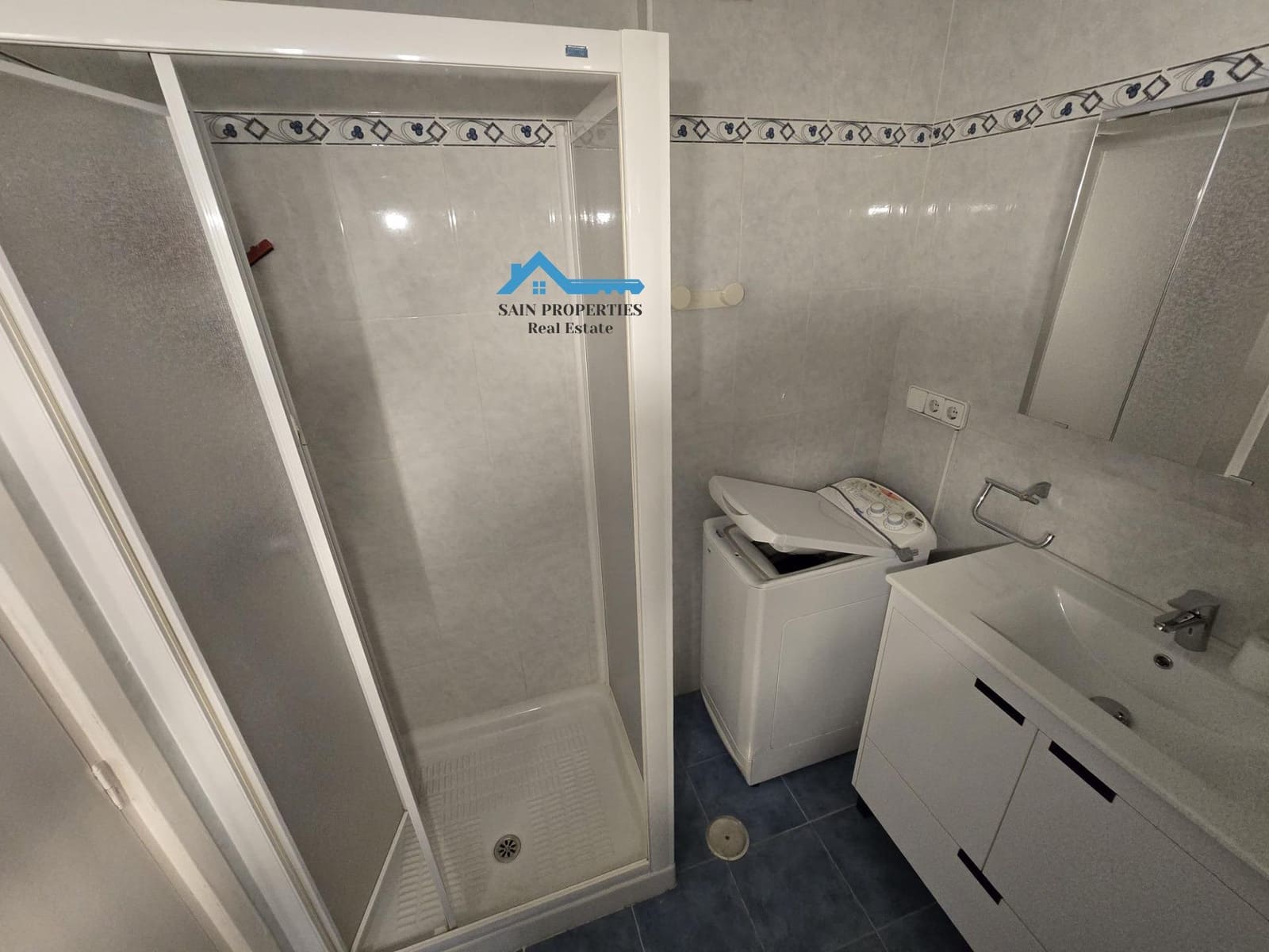 Piso de 1 habitación en Benidorm en venta - 170.000 € (Ref: 9427162)