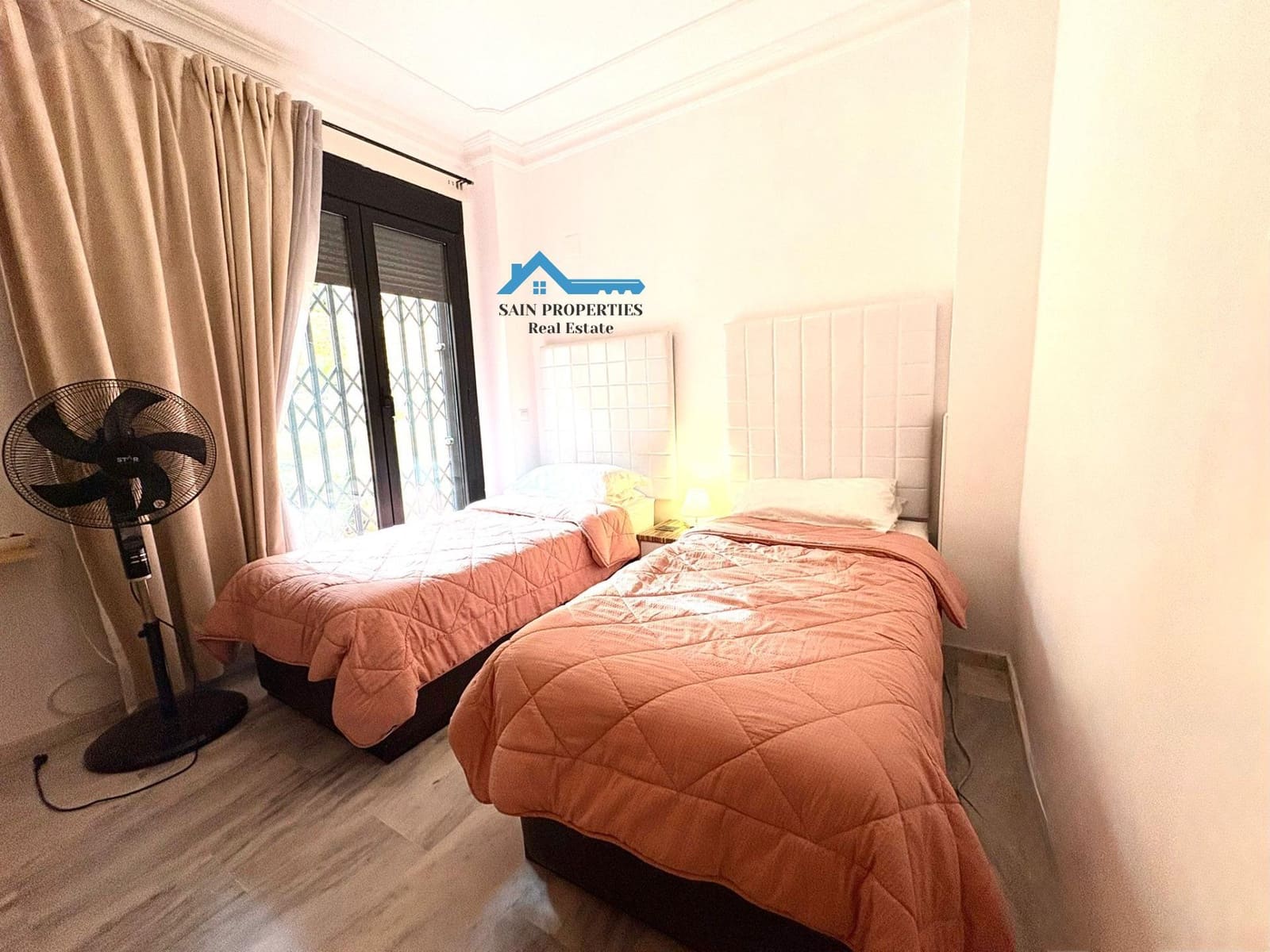 Apartamento de 2 habitaciones en La Villajoyosa / Vila Joiosa en venta con piscina garaje - 420.000 € (Ref: 9431054)