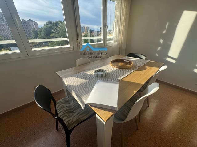 2 bedroom Flat for sale in Benidorm with pool - € 239,000 (Ref: 9440083)