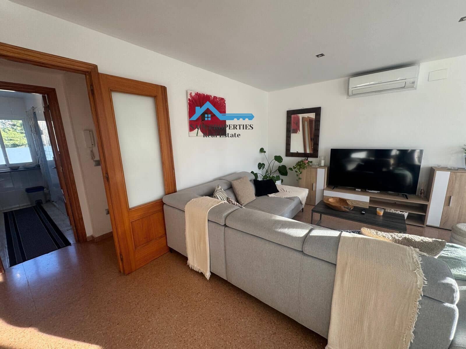 2 bedroom Flat for sale in Benidorm with pool - € 239,000 (Ref: 9440083)