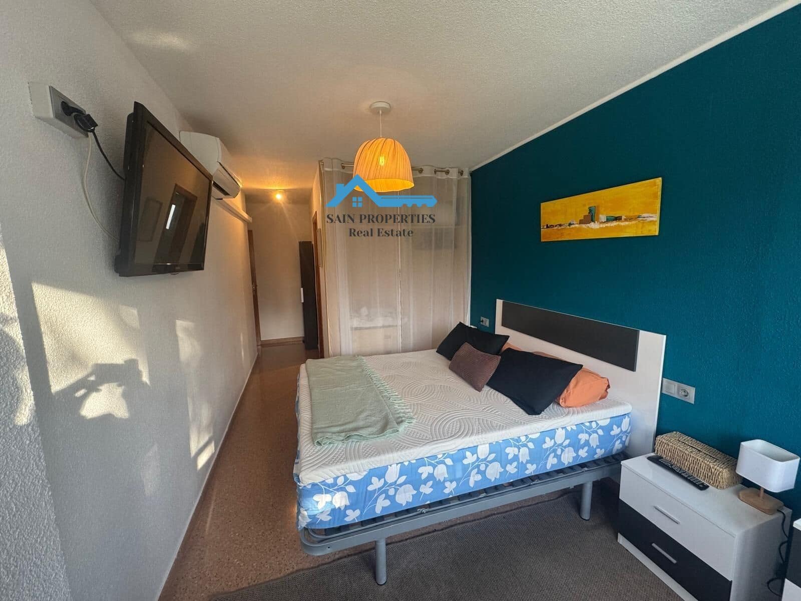 2 bedroom Flat for sale in Benidorm with pool - € 239,000 (Ref: 9440083)