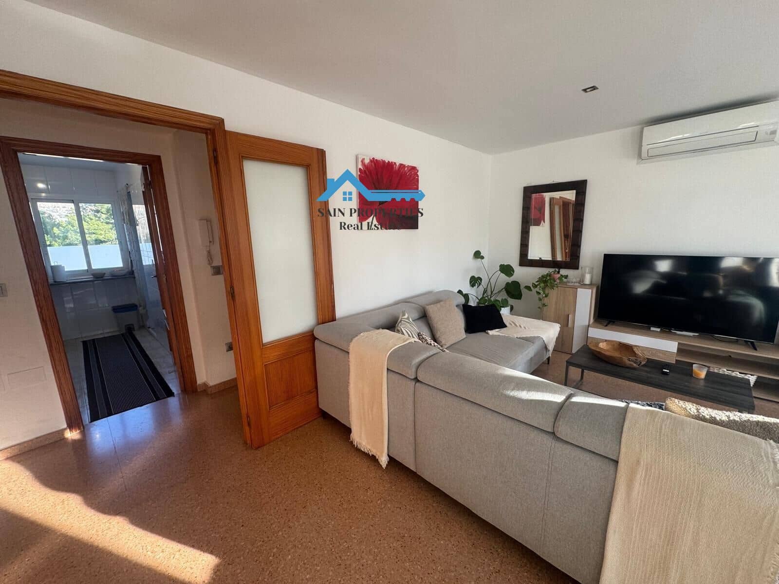 2 bedroom Flat for sale in Benidorm with pool - € 239,000 (Ref: 9440083)