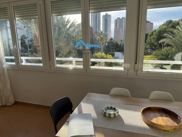 2 bedroom Flat for sale in Benidorm with pool - € 239,000 (Ref: 9440083)