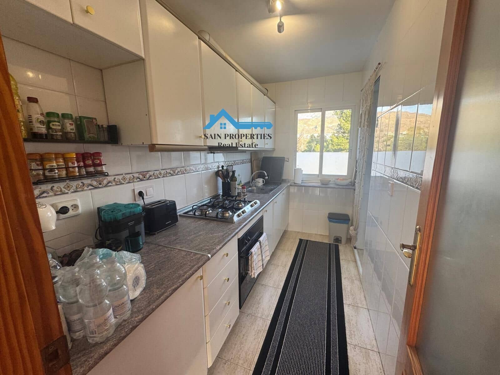 2 bedroom Flat for sale in Benidorm with pool - € 239,000 (Ref: 9440083)