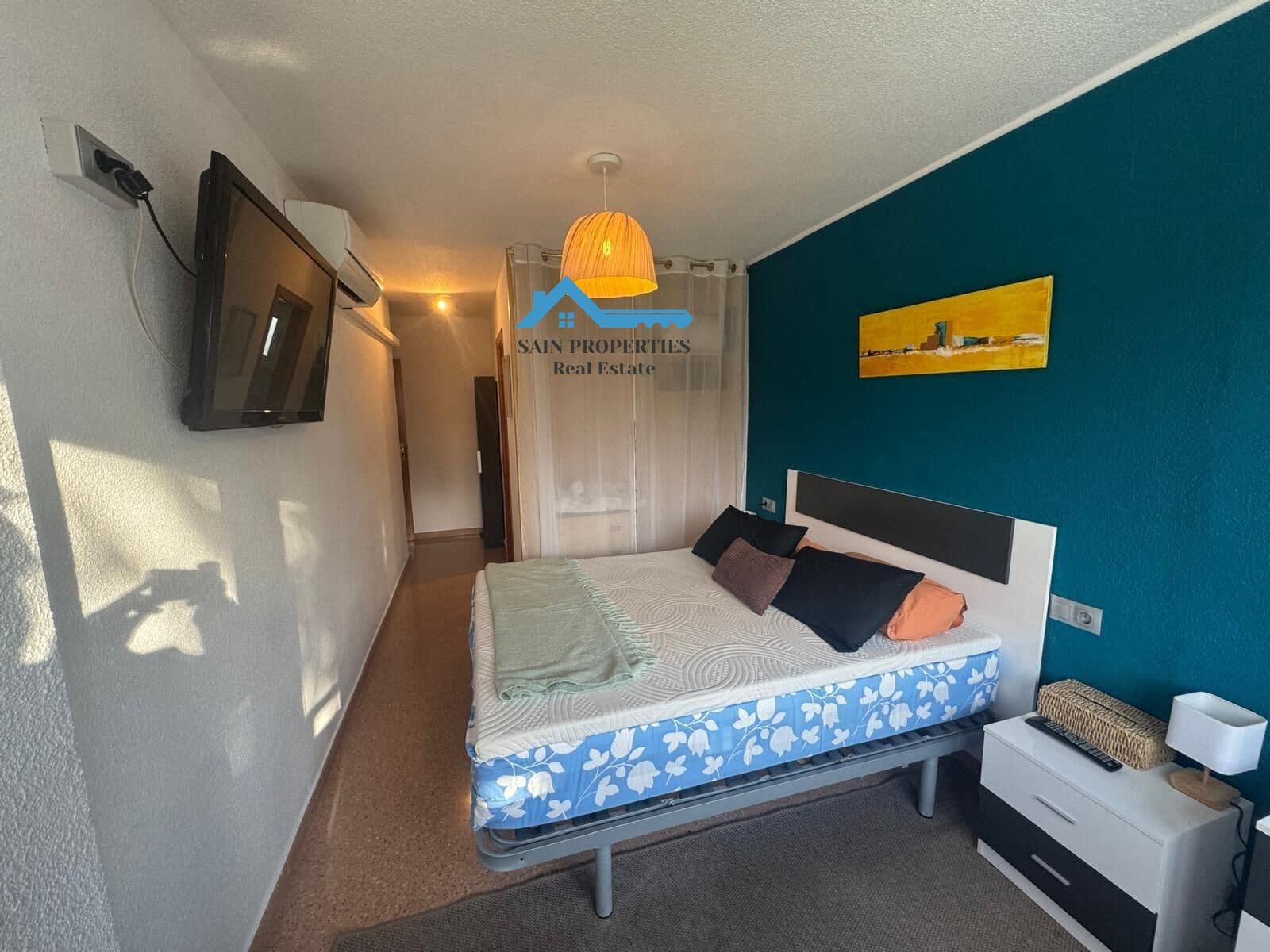 2 bedroom Flat for sale in Benidorm with pool - € 239,000 (Ref: 9440083)