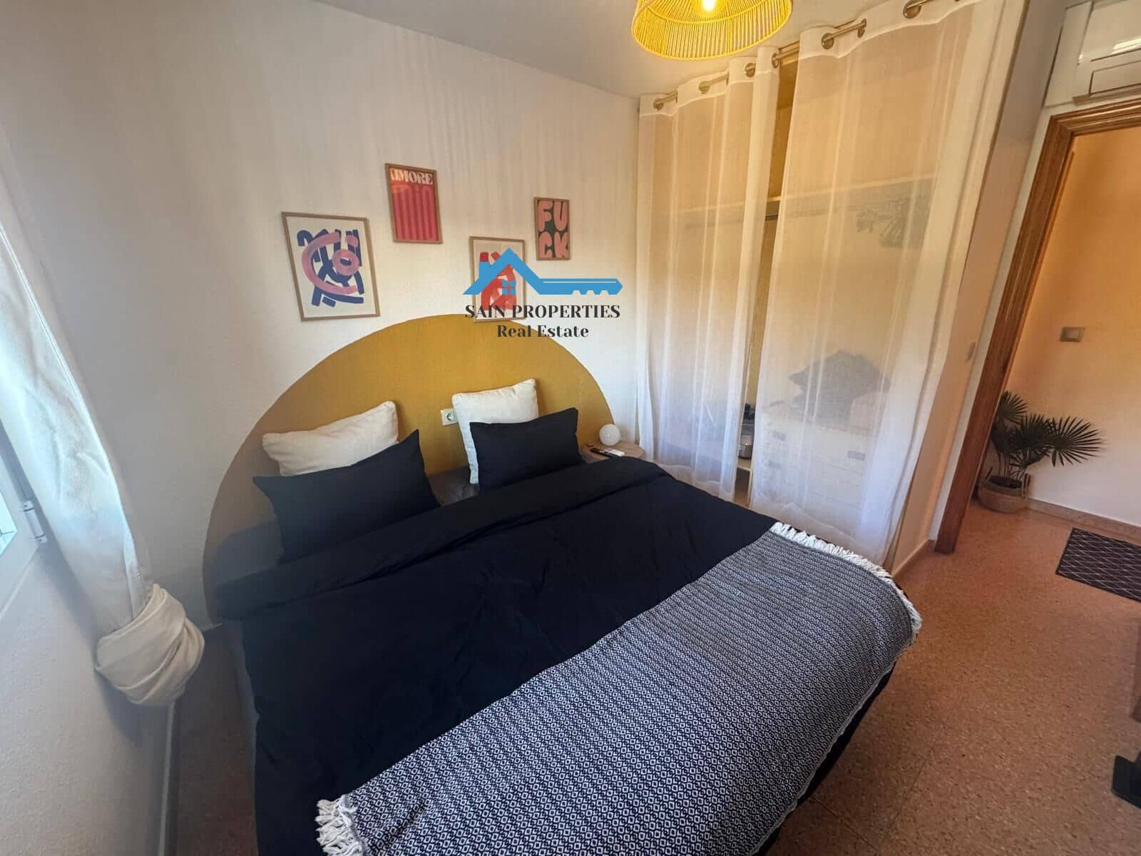 2 bedroom Flat for sale in Benidorm with pool - € 239,000 (Ref: 9440083)