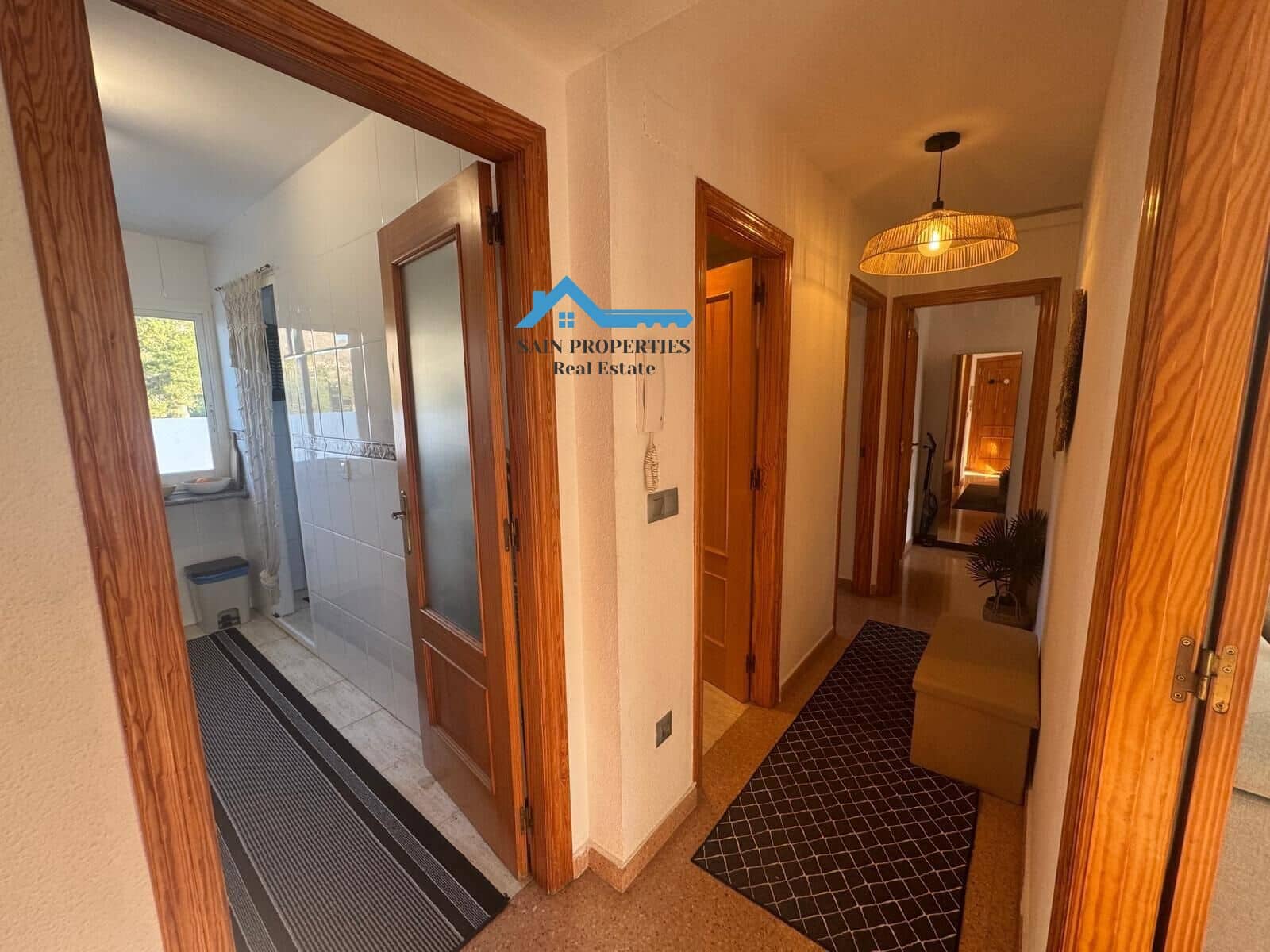 2 bedroom Flat for sale in Benidorm with pool - € 239,000 (Ref: 9440083)