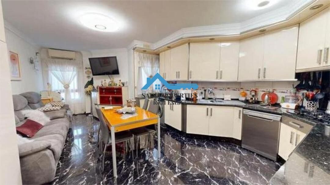 3 bedroom Apartment for sale in La Villajoyosa / Vila Joiosa with pool - € 338,000 (Ref: 9440087)