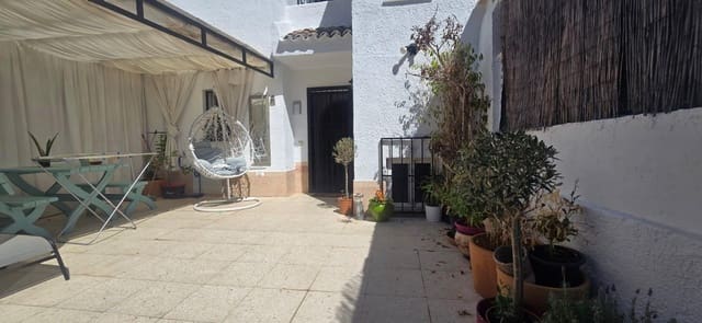 5 quarto Bungalow para venda em La Nucia com piscina - 280 000 € (Ref: 9440089)