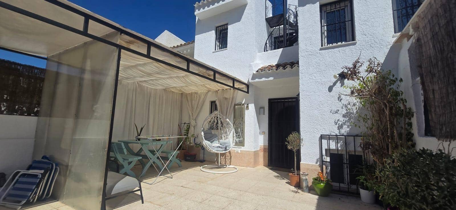 5 quarto Bungalow para venda em La Nucia com piscina - 280 000 € (Ref: 9440089)