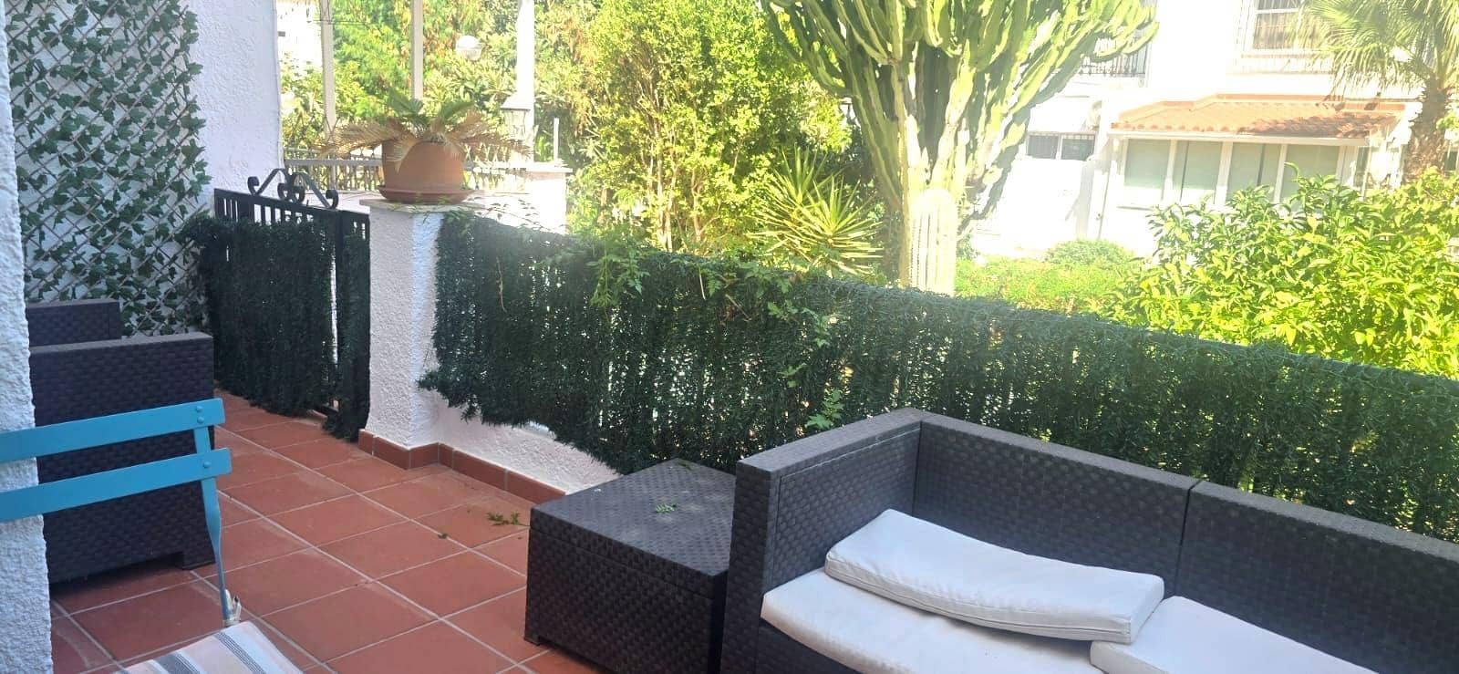 5 quarto Bungalow para venda em La Nucia com piscina - 280 000 € (Ref: 9440089)