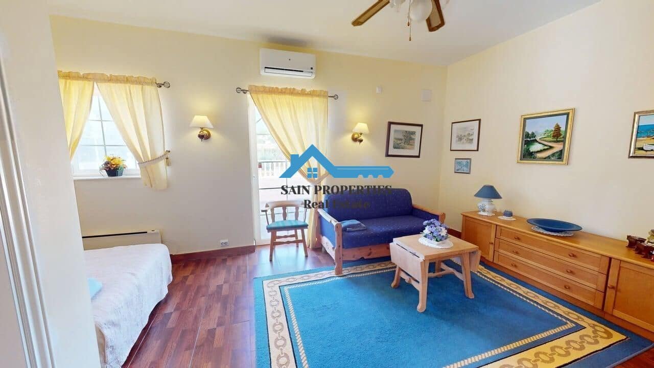 Chalet de 4 habitaciones en Alfaz del Pi / L'Alfàs del Pi en venta con piscina garaje - 850.000 € (Ref: 9446300)