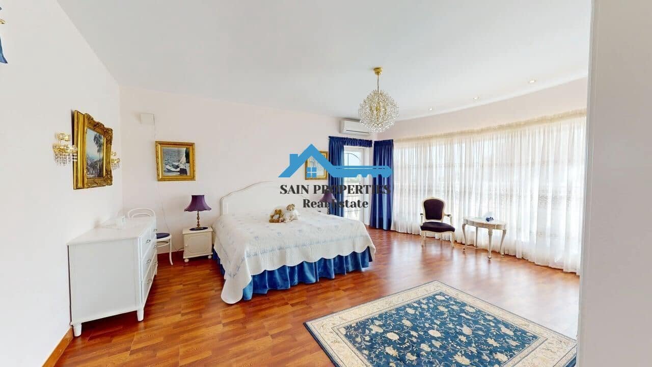 Chalet de 4 habitaciones en Alfaz del Pi / L'Alfàs del Pi en venta con piscina garaje - 850.000 € (Ref: 9446300)