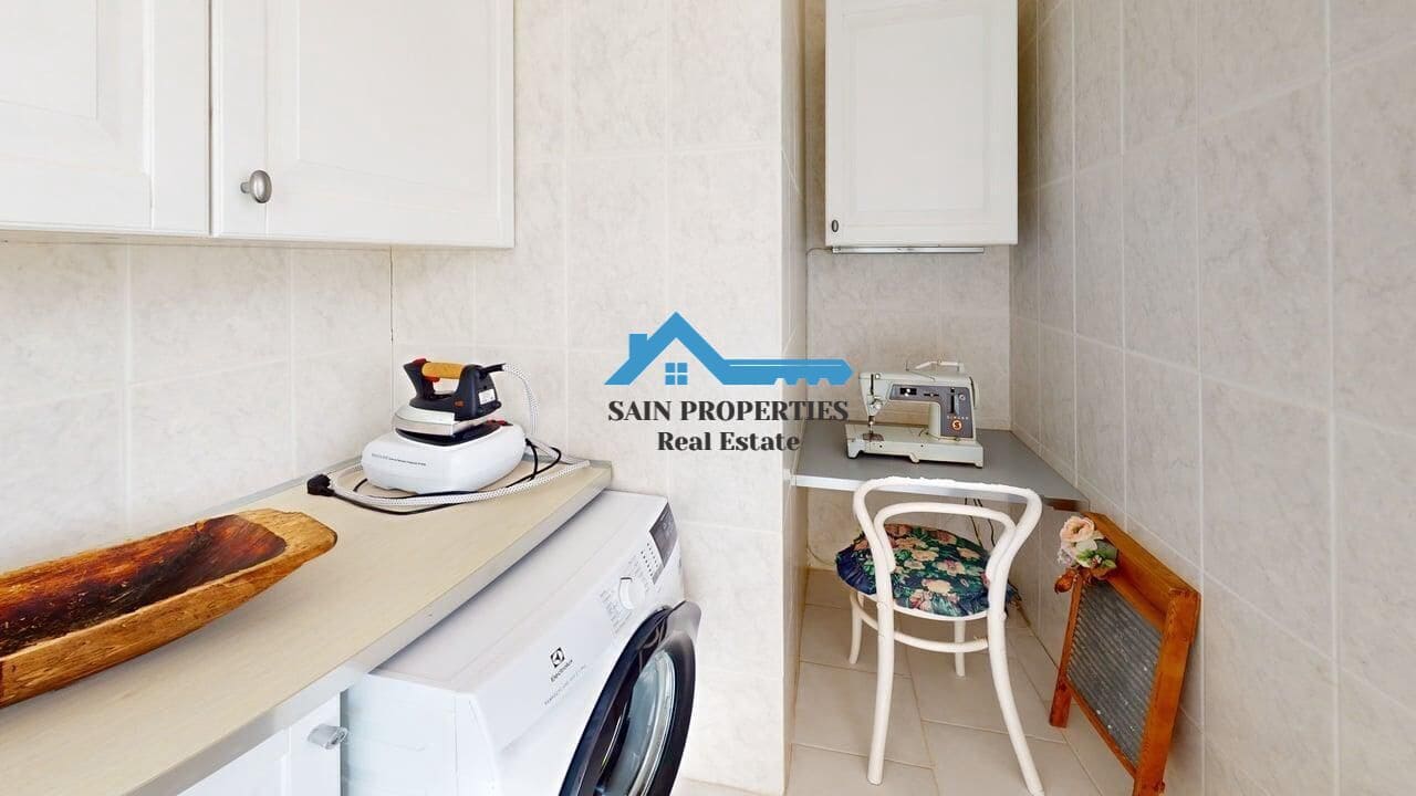 Chalet de 4 habitaciones en Alfaz del Pi / L'Alfàs del Pi en venta con piscina garaje - 850.000 € (Ref: 9446300)