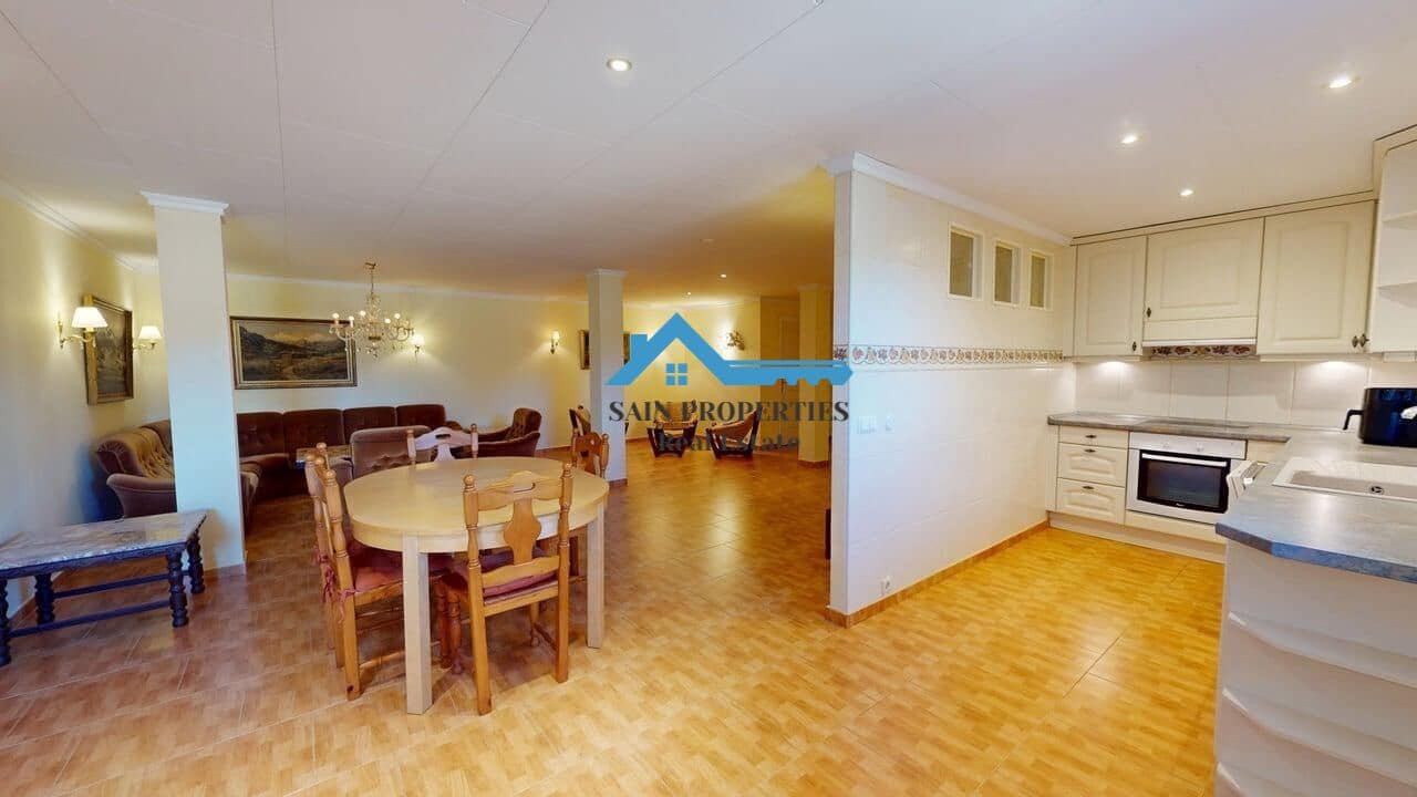 Chalet de 4 habitaciones en Alfaz del Pi / L'Alfàs del Pi en venta con piscina garaje - 850.000 € (Ref: 9446300)